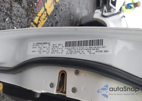 2013 Ram 1500 Outdoorsman z USA, uszkodzony, nr VIN 1C6RR7LT0DS723201